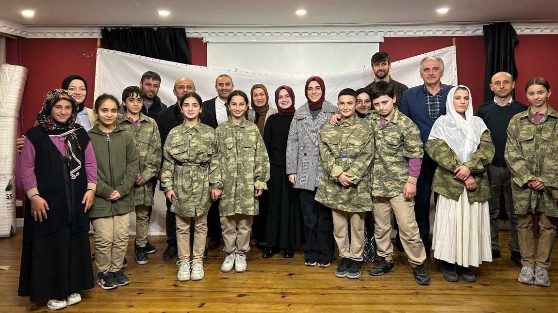 Çanakkale Zaferi ve Çanakkale Şehitlerini Anma Günü Programı Yapıldı